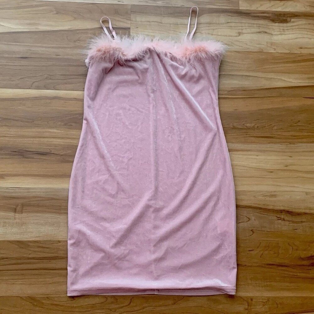 Zaful Tank Top Cami Feather Trim Pink Velvet Size 8 NWT